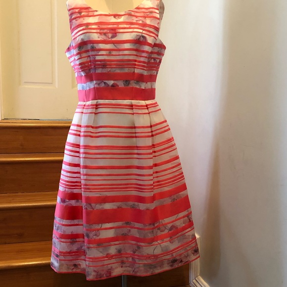 Kay Unger Dresses & Skirts - NWOT Kay Unger Fit & Flare Tea Length Dress